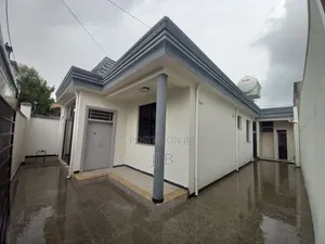 5bdrm Villa in Yeka for sale