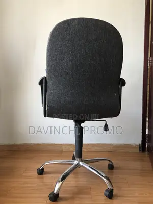 Standard Swivel Office Chair