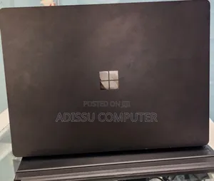 New Laptop Microsoft Surface Book 3 8GB Intel Core i5 SSD 256GB