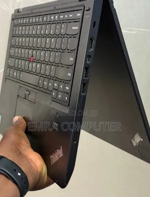 New Laptop Lenovo 8GB Intel Core i5 SSD 512GB