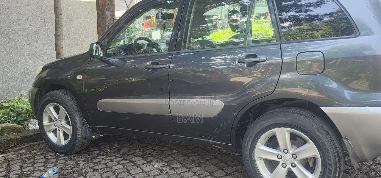 Toyota RAV4 2005 Black