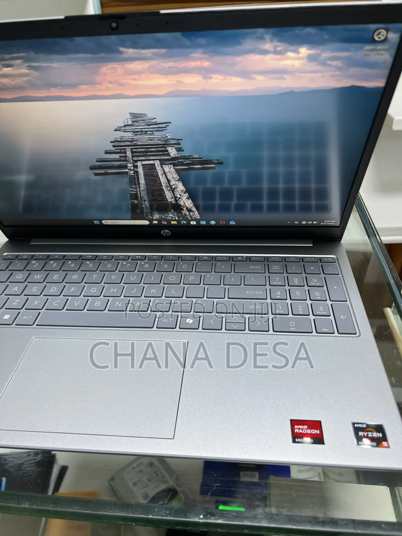 New Laptop HP 8GB AMD Ryzen 5 SSD 512GB