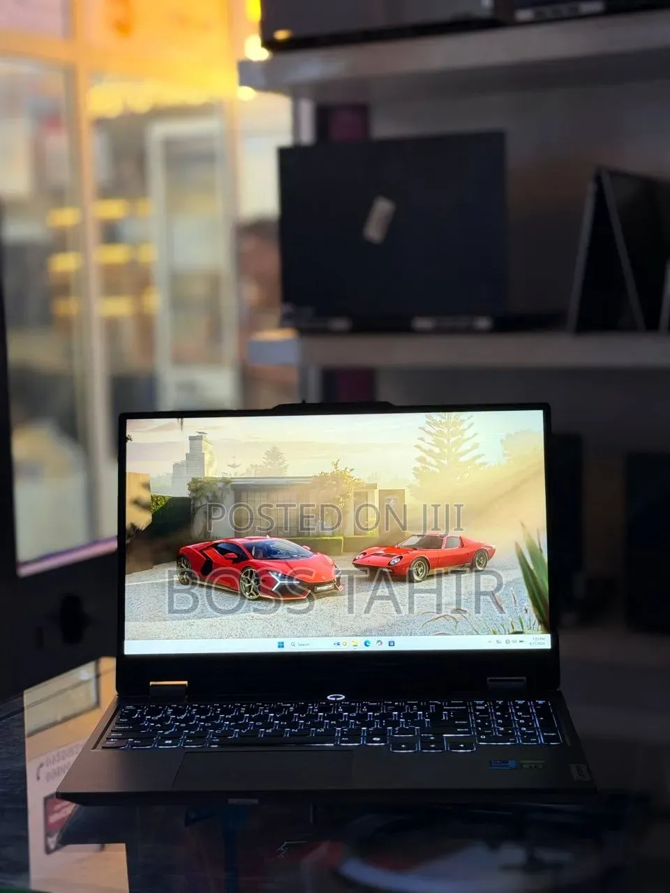 New Laptop Lenovo LOQ 15ARP9 16GB Intel Core i7 SSD 1T