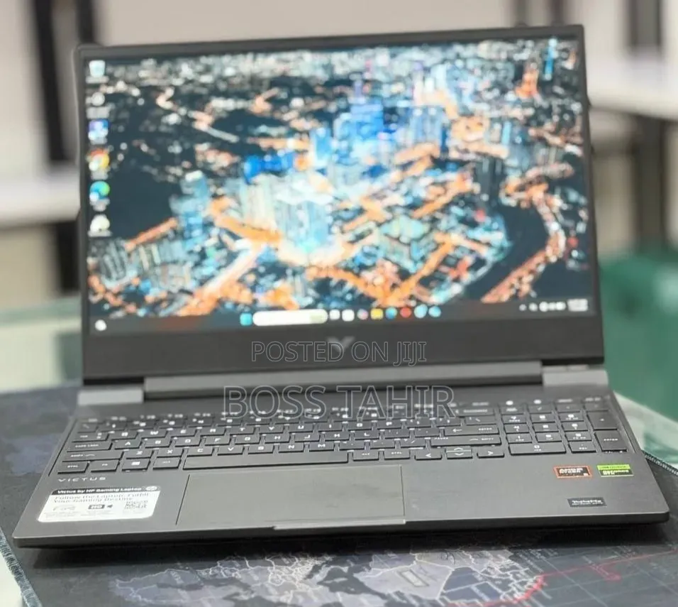 New Laptop HP Victus 15 16GB AMD Ryzen 5 SSD 512GB