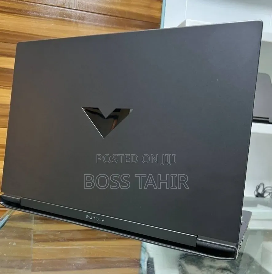New Laptop HP Victus 15 16GB AMD Ryzen 5 SSD 512GB