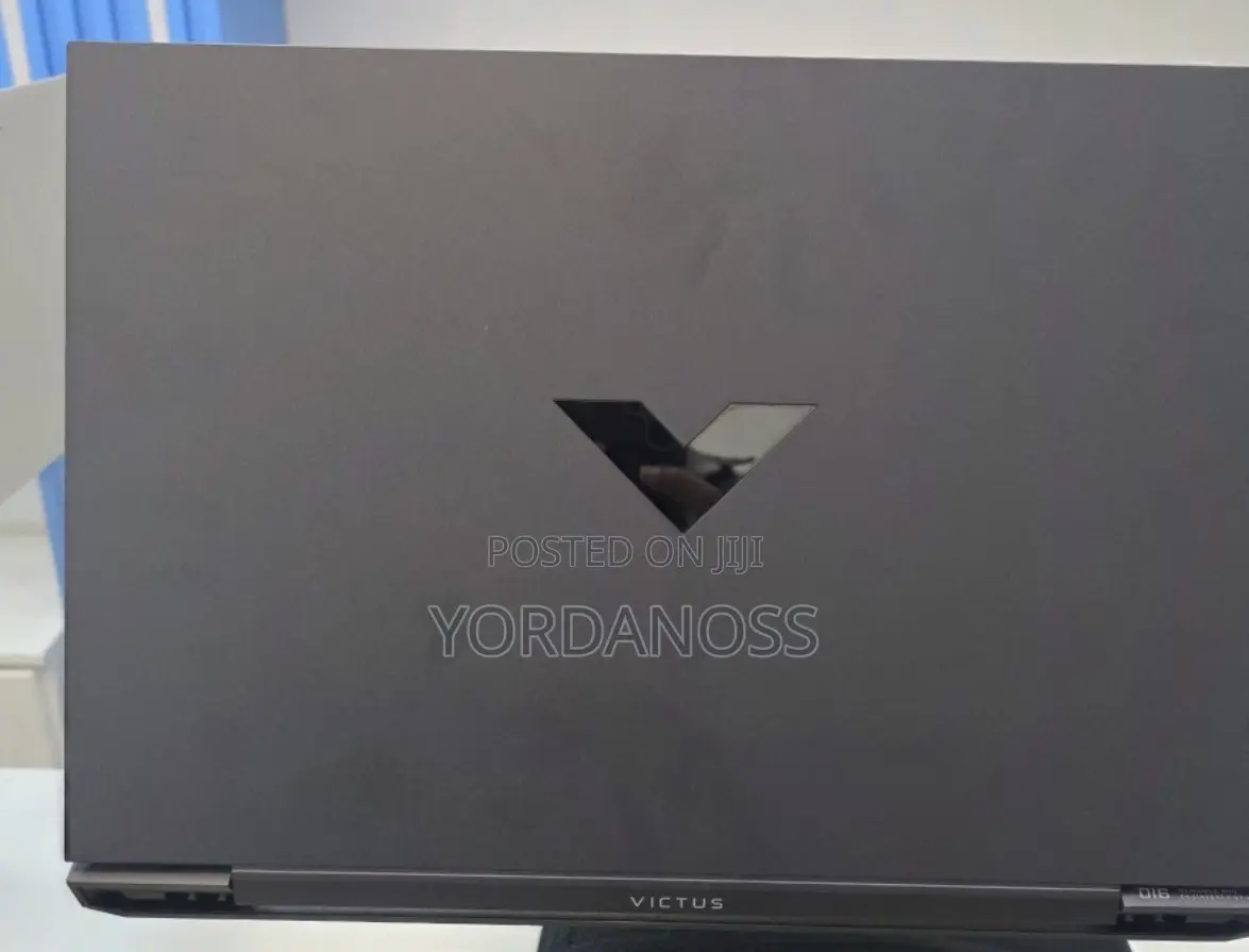 New Laptop HP Victus 16 16GB Intel Core i7 SSD 512GB