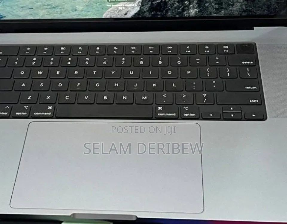 New Laptop Apple MacBook Pro 2021 M1 32GB Apple M1 SSD 512GB