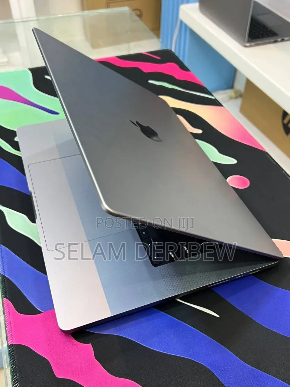 New Laptop Apple MacBook Pro 2021 M1 32GB Apple M1 SSD 512GB