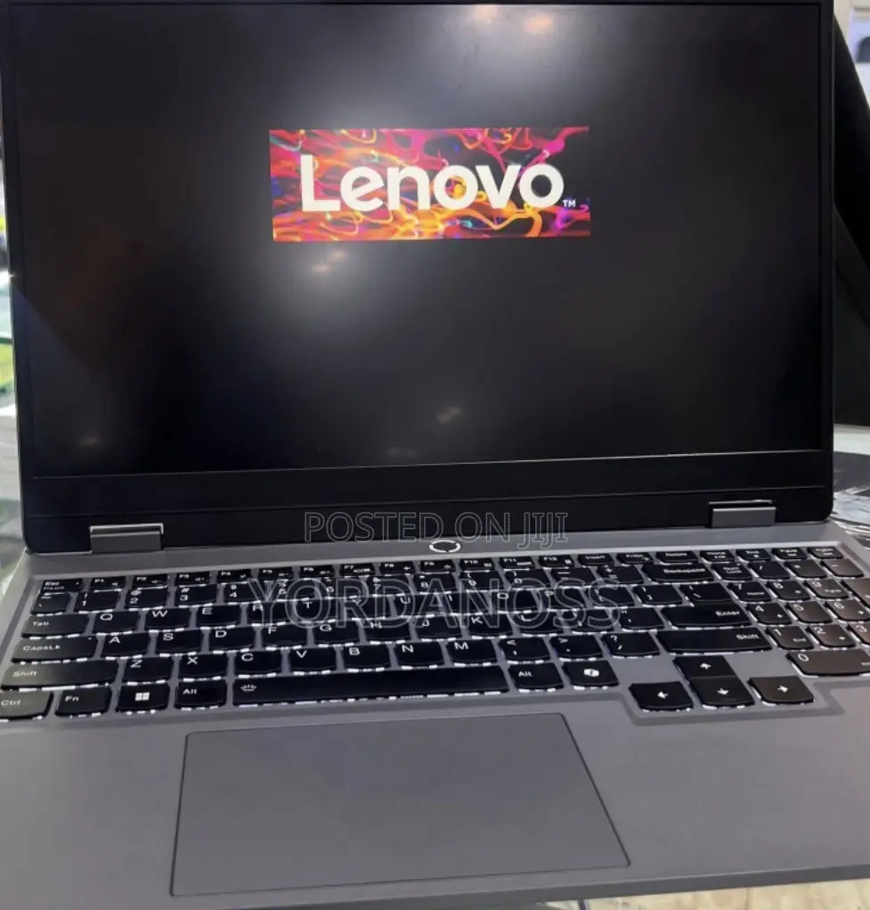 New Laptop Lenovo LOQ 15ARP9 16GB AMD Ryzen 7 SSD 512GB