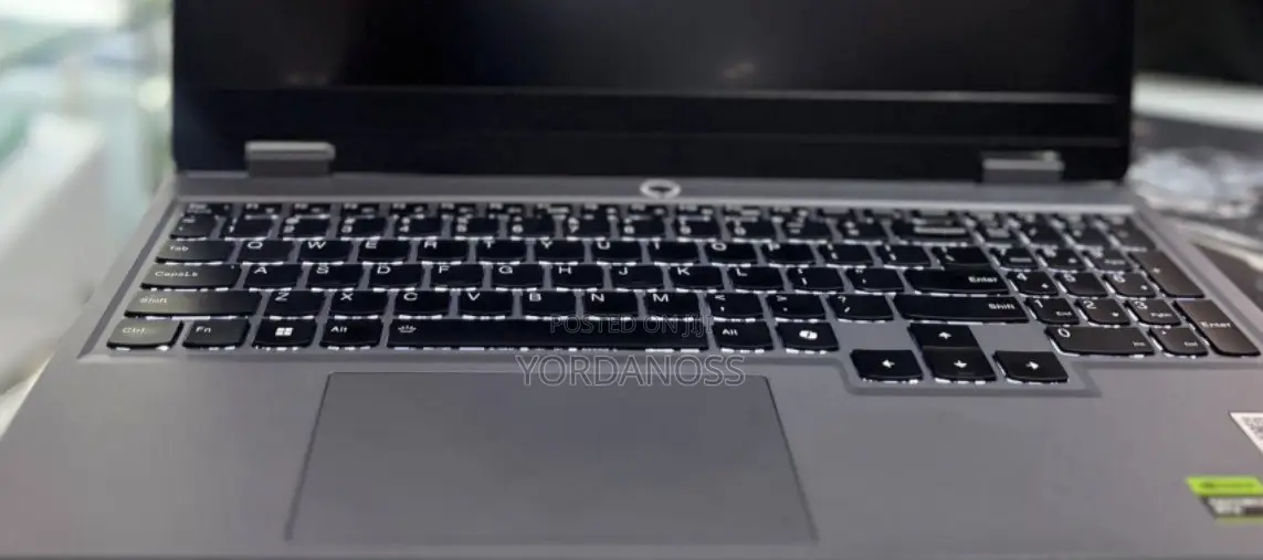 New Laptop Lenovo LOQ 15ARP9 16GB AMD Ryzen 7 SSD 512GB