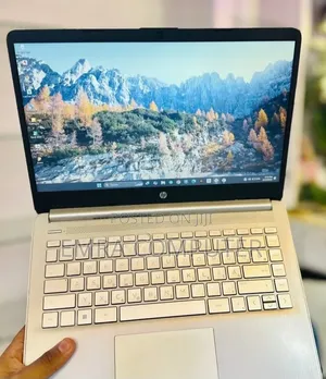 New Laptop HP 8GB AMD Ryzen 3 SSD 256GB