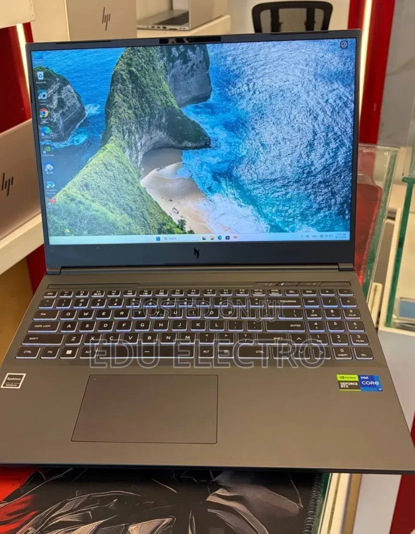 New Laptop Acer Nitro V 16 16GB Intel Core i7 SSD 1T