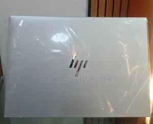 New Laptop HP EliteBook 830 G9 16GB Intel Core i5 SSD 512GB