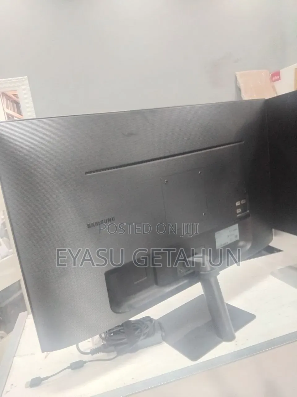Brand New Samsung 27" Inch 2k Frameless Monitor 2022/23 
✅ B