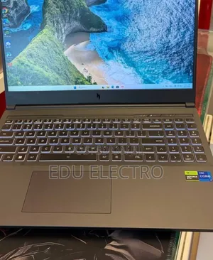 New Laptop Acer Nitro V 16 16GB Intel Core i7 SSD 1T
