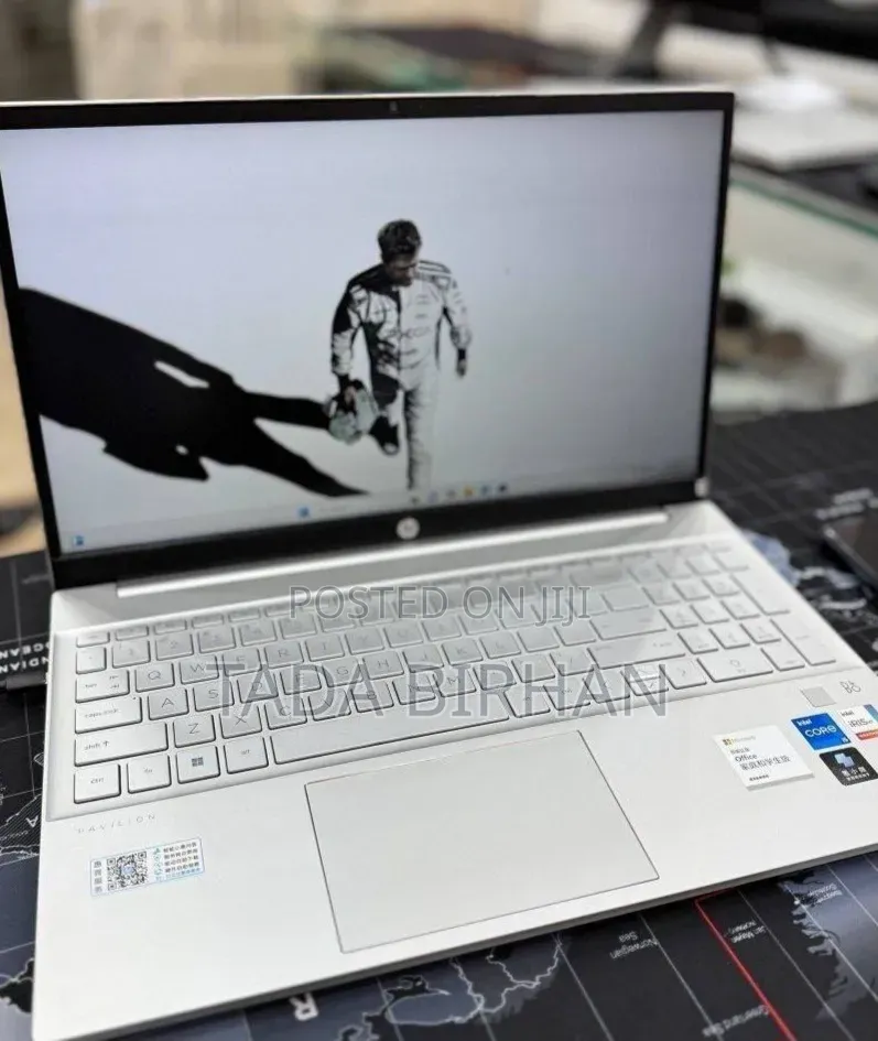 New Laptop HP Pavilion 15 16GB Intel Core i7 SSD 512GB
