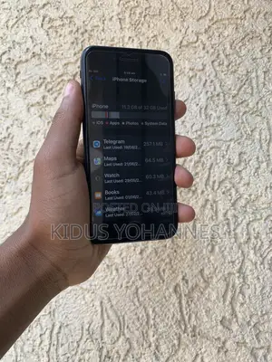 Apple iPhone 7 32 GB Black