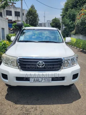 Toyota Land Cruiser 2014 White
