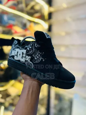 Dc Shoses.