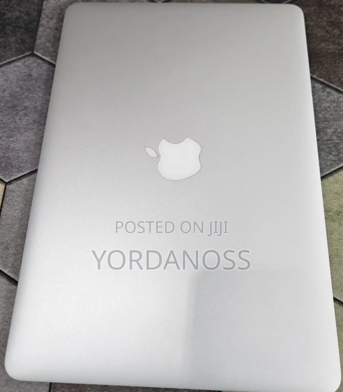 New Laptop Apple MacBook Air 2017 8GB Intel Core i5 SSD 256GB