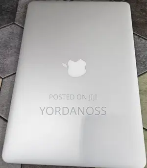 New Laptop Apple MacBook Air 2017 8GB Intel Core i5 SSD 256GB