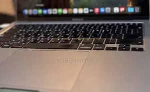 New Laptop Apple MacBook Air 2020 M1 8GB Apple M1 SSD 256GB
