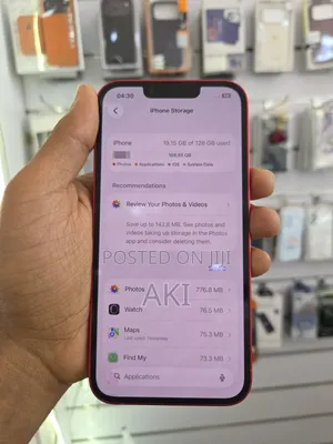 Apple iPhone 13 128 GB Red