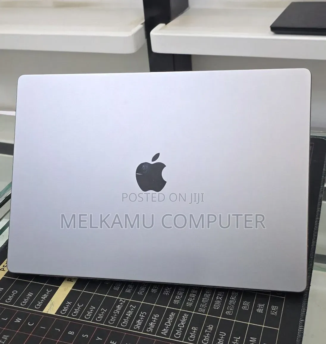 New Laptop Apple MacBook Pro 2021 M1 Max 32GB Apple M1 Max SSD 1T
