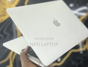 New Laptop Apple MacBook Pro 2022 M2 8GB Apple M2 SSD 512GB
