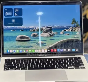 New Laptop Apple MacBook Pro 2022 M2 8GB Apple M2 SSD 512GB