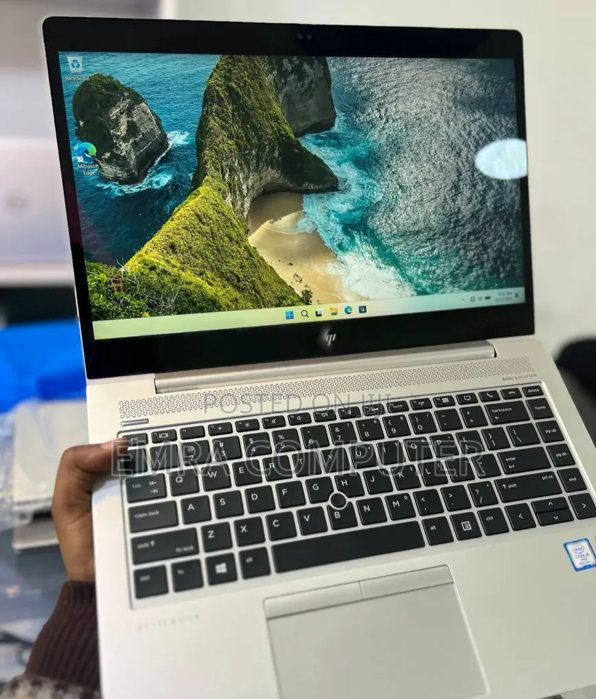 New Laptop HP EliteBook 840 G5 16GB Intel Core i5 SSD 512GB