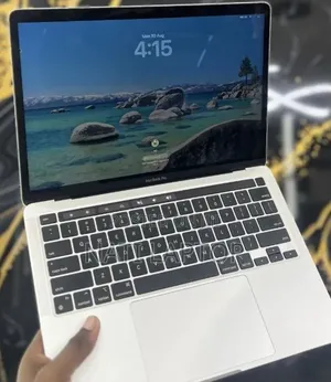 New Laptop Apple MacBook Pro 2022 M2 8GB Apple M2 SSD 512GB