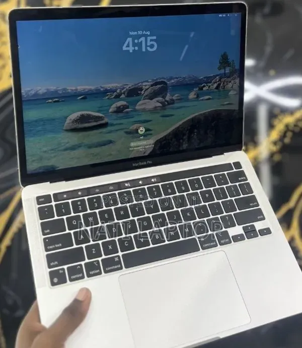 New Laptop Apple MacBook Pro 2022 M2 8GB Apple M2 SSD 512GB