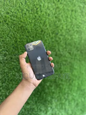 Apple iPhone 11 64 GB Black