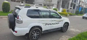 Toyota Land Cruiser Prado 2005 White