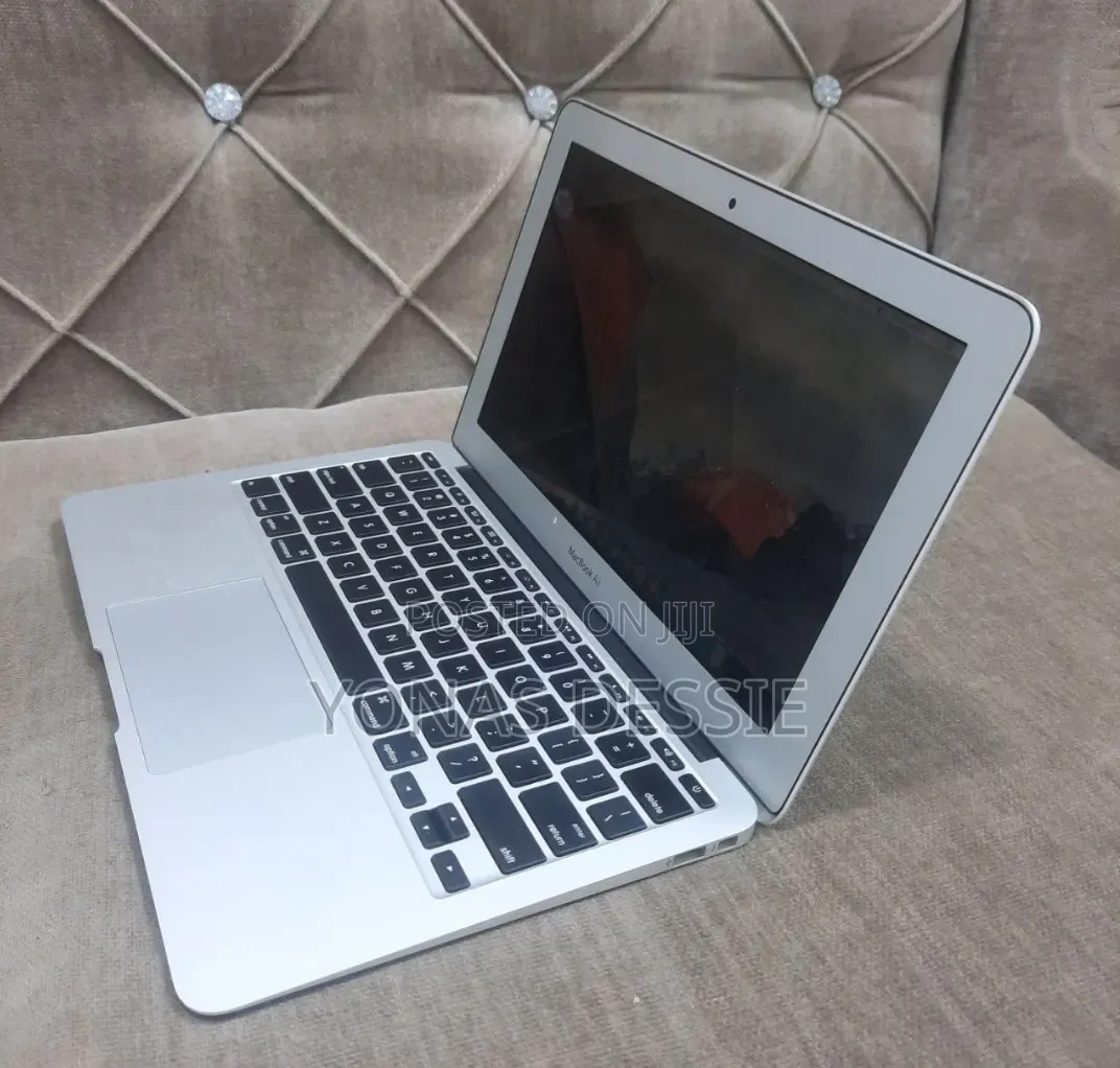Laptop Apple MacBook Air 2015 4GB Intel Core i5 SSD 512GB