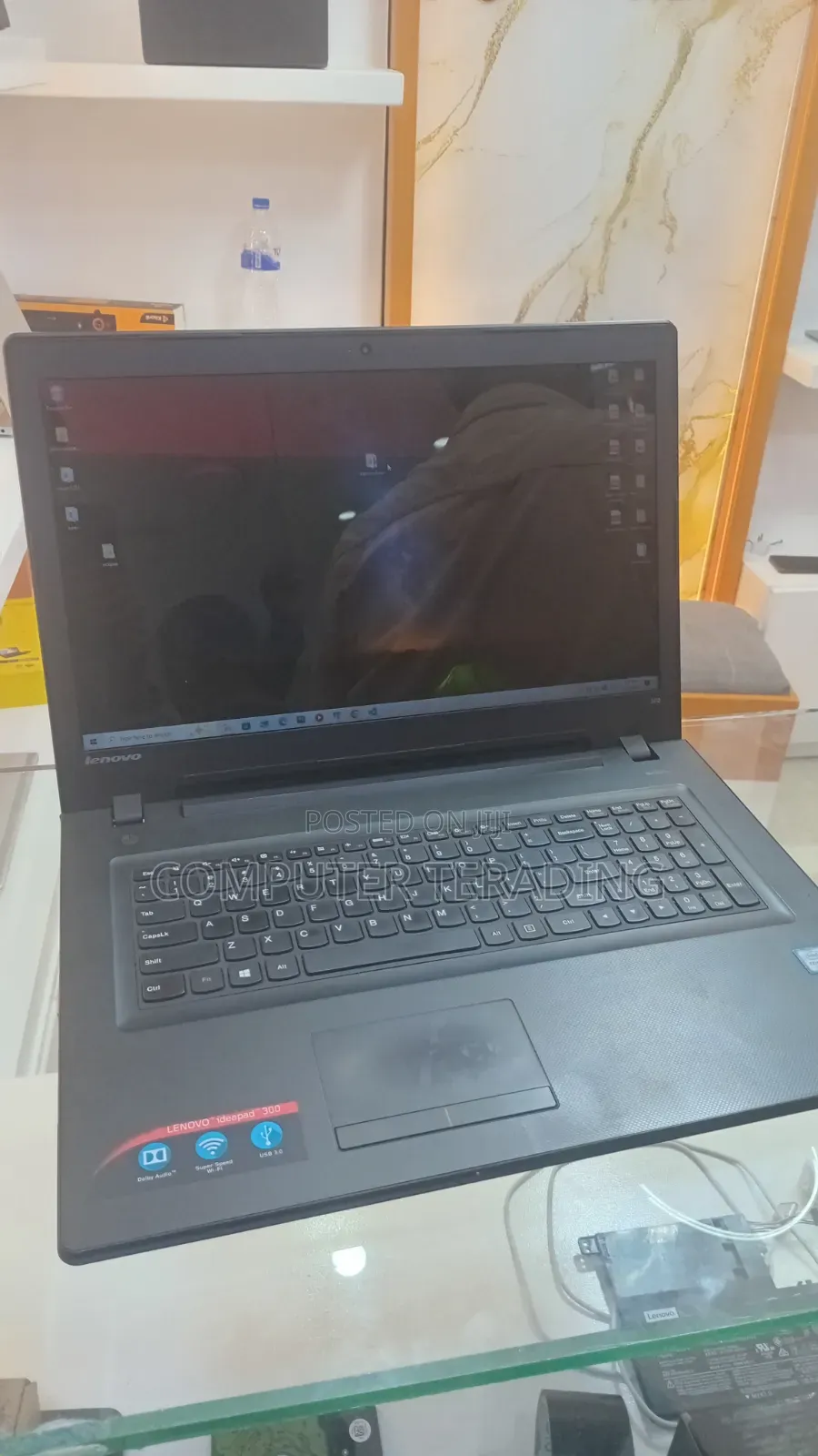 Laptop Lenovo IdeaPad 300 4GB Intel Core i3 HDD 500GB