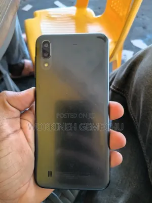 Samsung Galaxy M10 32 GB Black