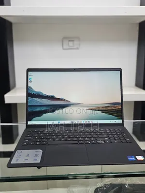 New Laptop Dell Inspiron 15 16GB Intel Core i7 SSD 512GB