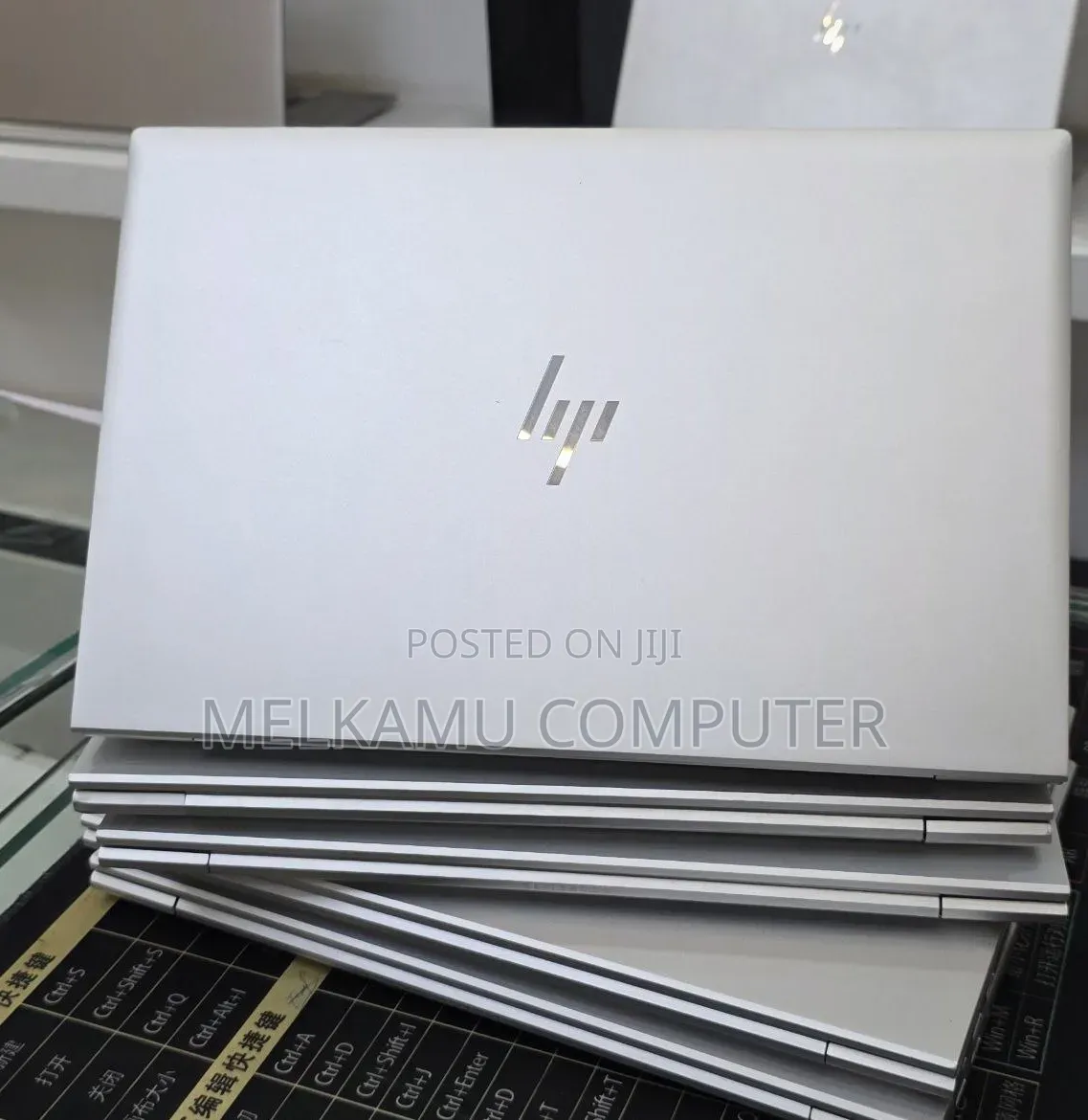 New Laptop HP EliteBook 840 G8 16GB Intel Core i5 SSD 512GB