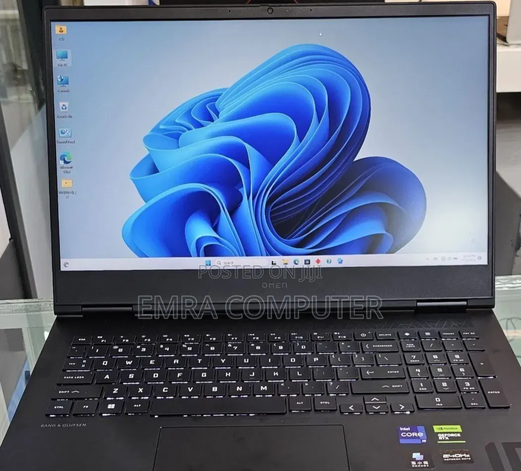 New Laptop HP 16GB Intel Core i9 SSD 1T