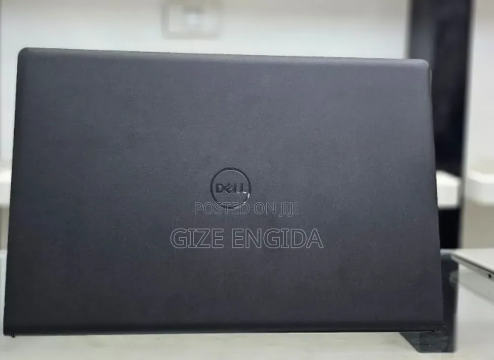 New Laptop Dell Inspiron 15 16GB Intel Core i7 SSD 512GB