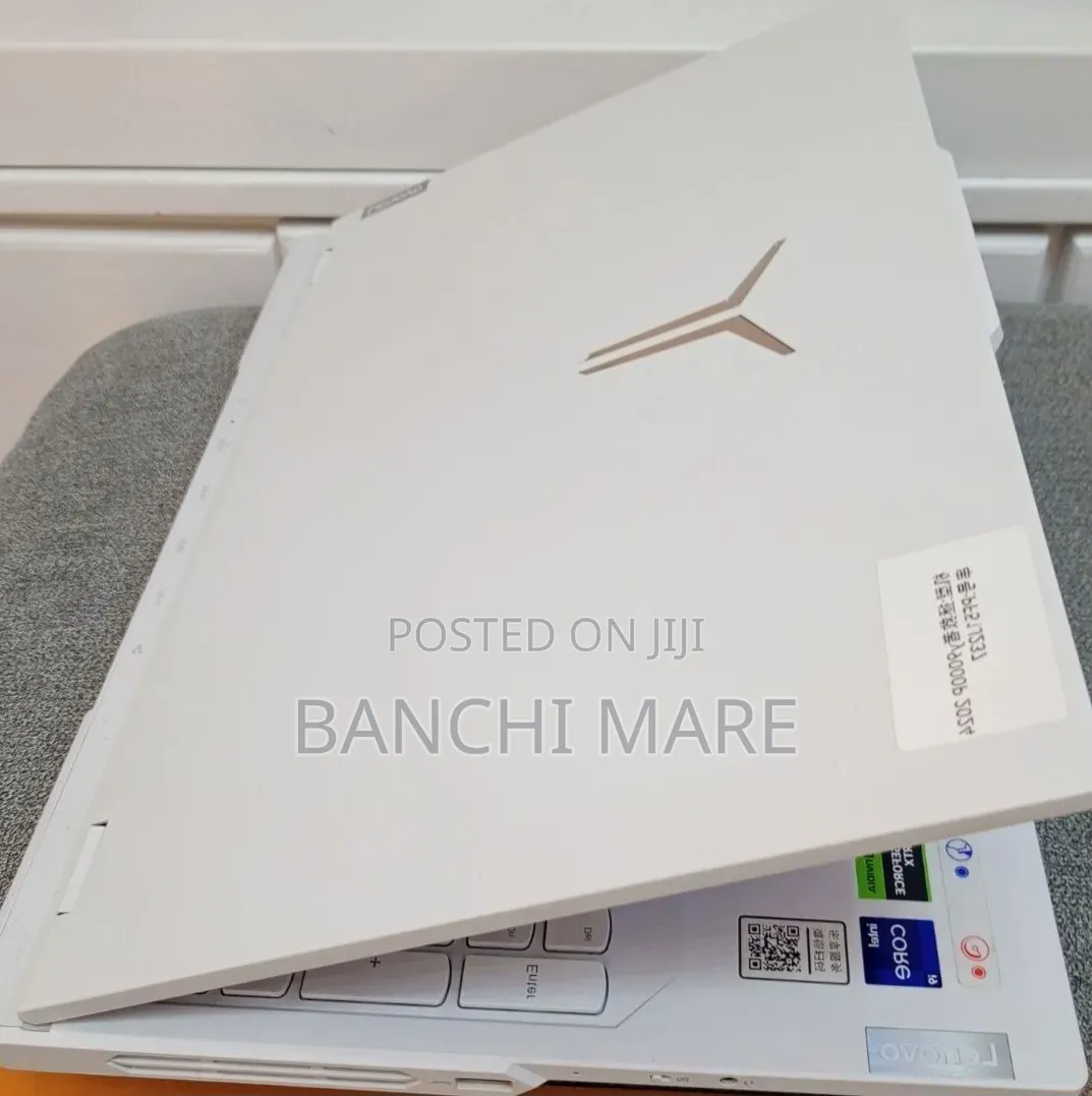 New Laptop Lenovo Legion 9 16GB Intel Core i9 SSD 1T