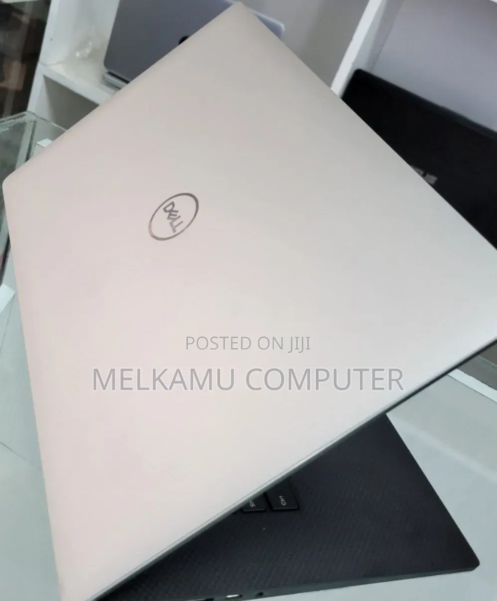New Laptop Dell Precision 5530 16GB Intel Core i7 SSD 512GB