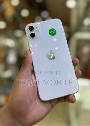 Apple iPhone 11 128 GB White