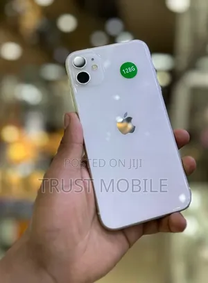 Apple iPhone 11 128 GB White