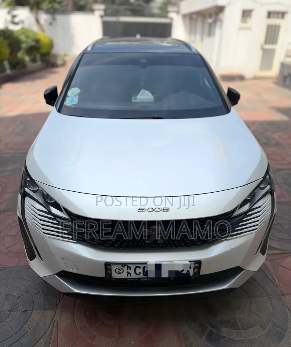 Peugeot 5008 2022