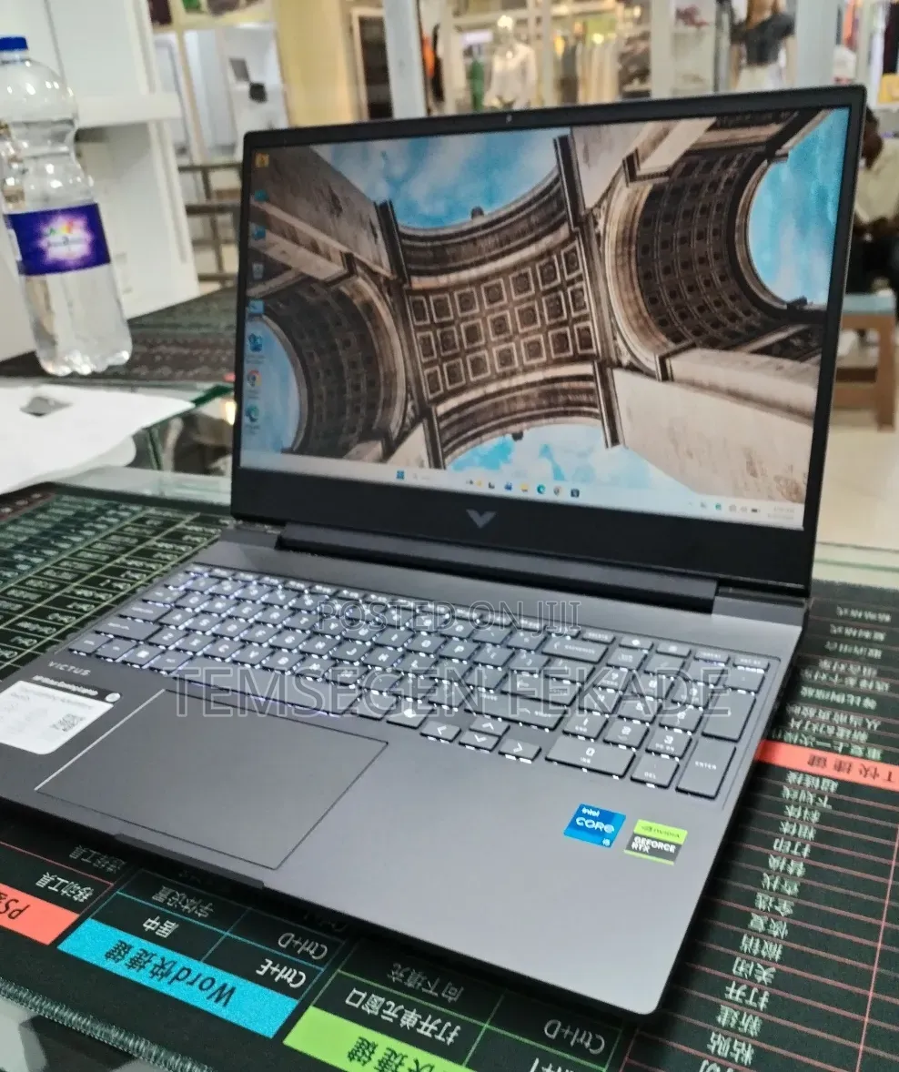 New Laptop HP Victus 15 16GB Intel Core i5 SSD 512GB