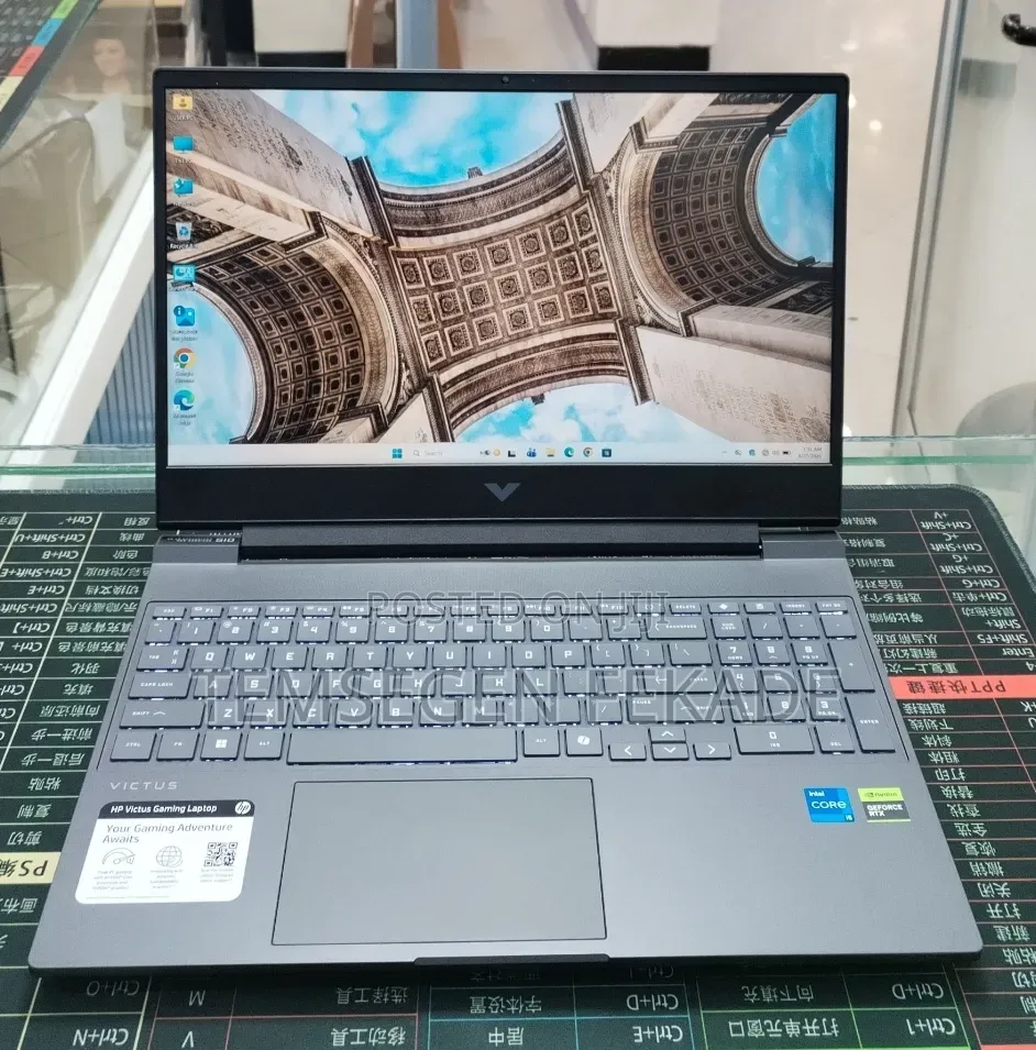 New Laptop HP Victus 15 16GB Intel Core i5 SSD 512GB