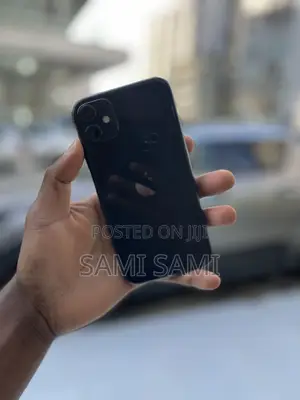 Apple iPhone 11 64 GB Black